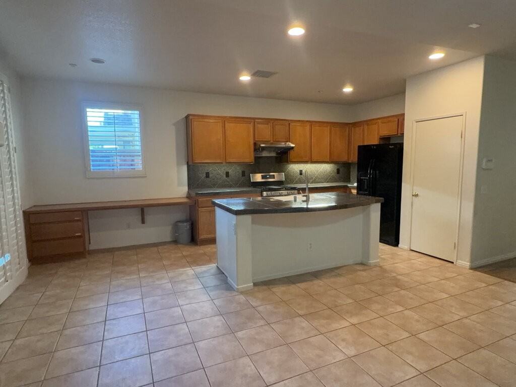 11289 Creekdale Way - Photo 2 of 18