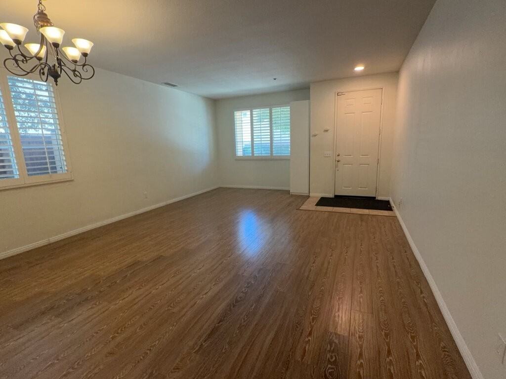 11289 Creekdale Way - Photo 4 of 18