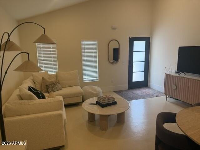 2303 E Weldon Ave - Photo 6 of 18