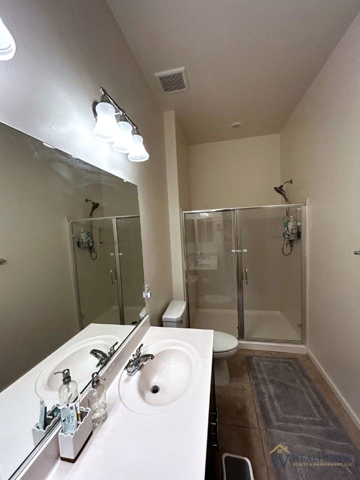 1656 W Aristides St - Photo 6 of 18