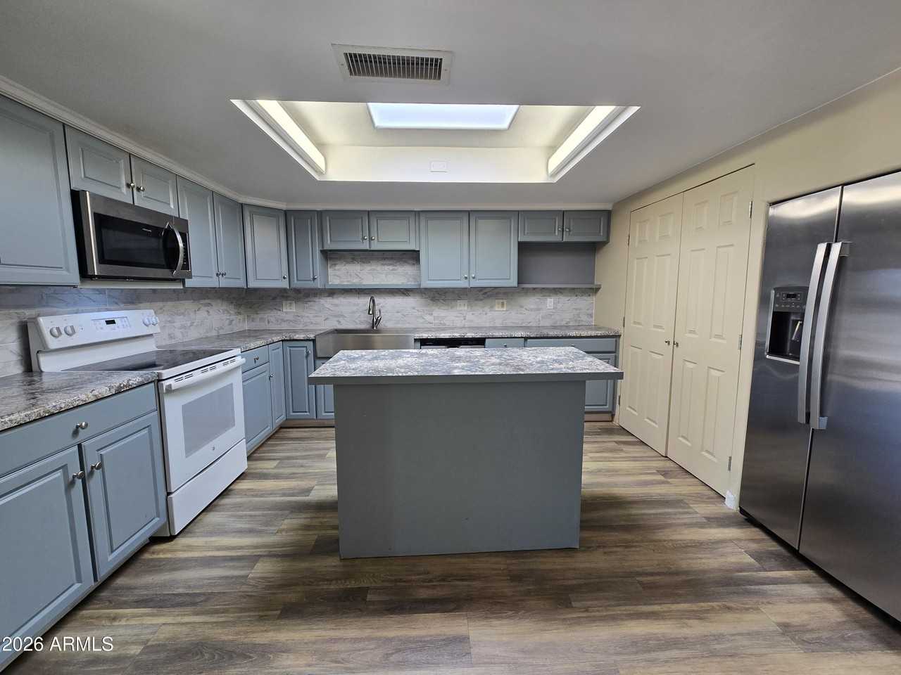 400 S Paladin Cir - Photo 5 of 22