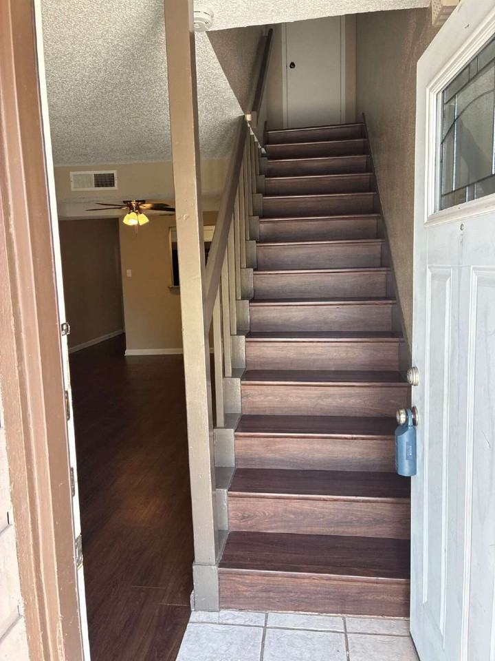 1615 Wycombe St #B - Photo 5 of 39