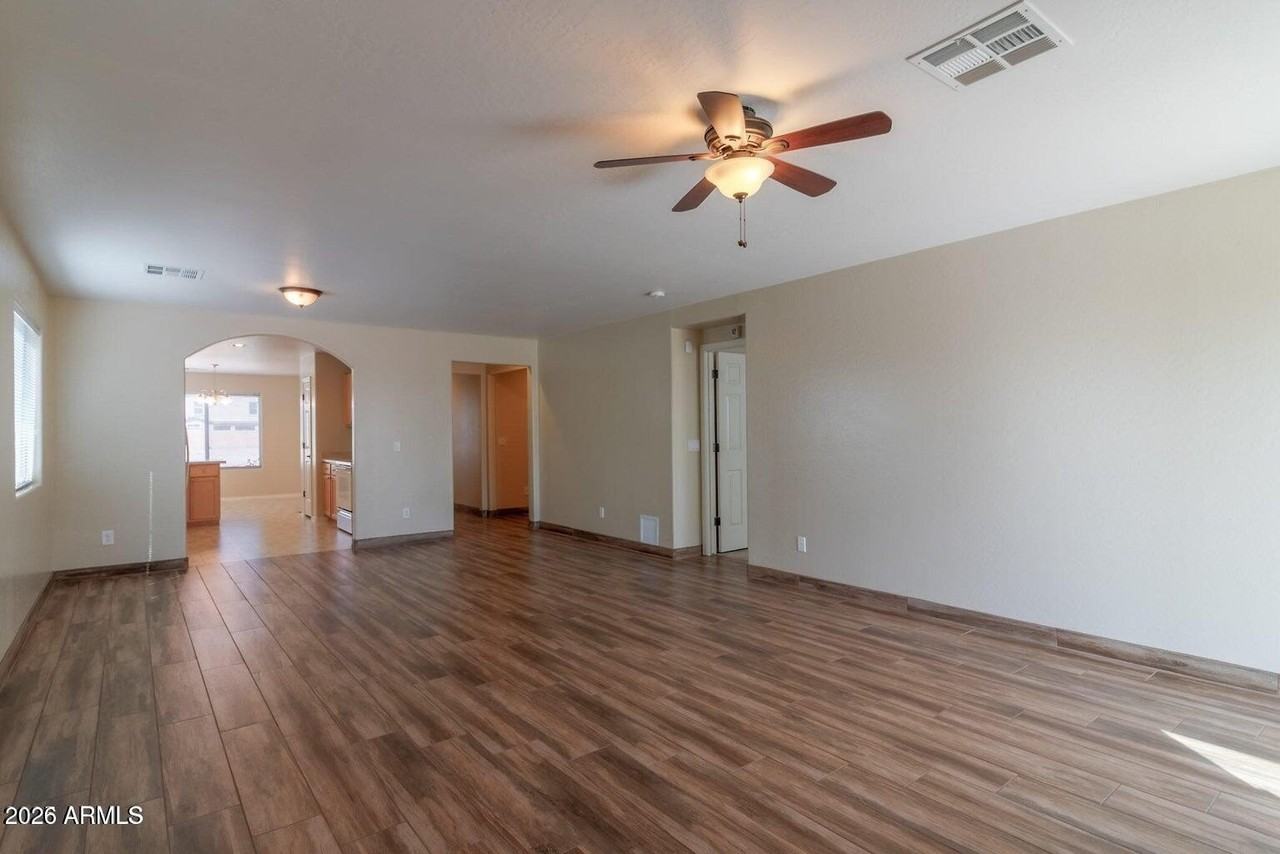 11323 E Wallflower Ln - Photo 7 of 14