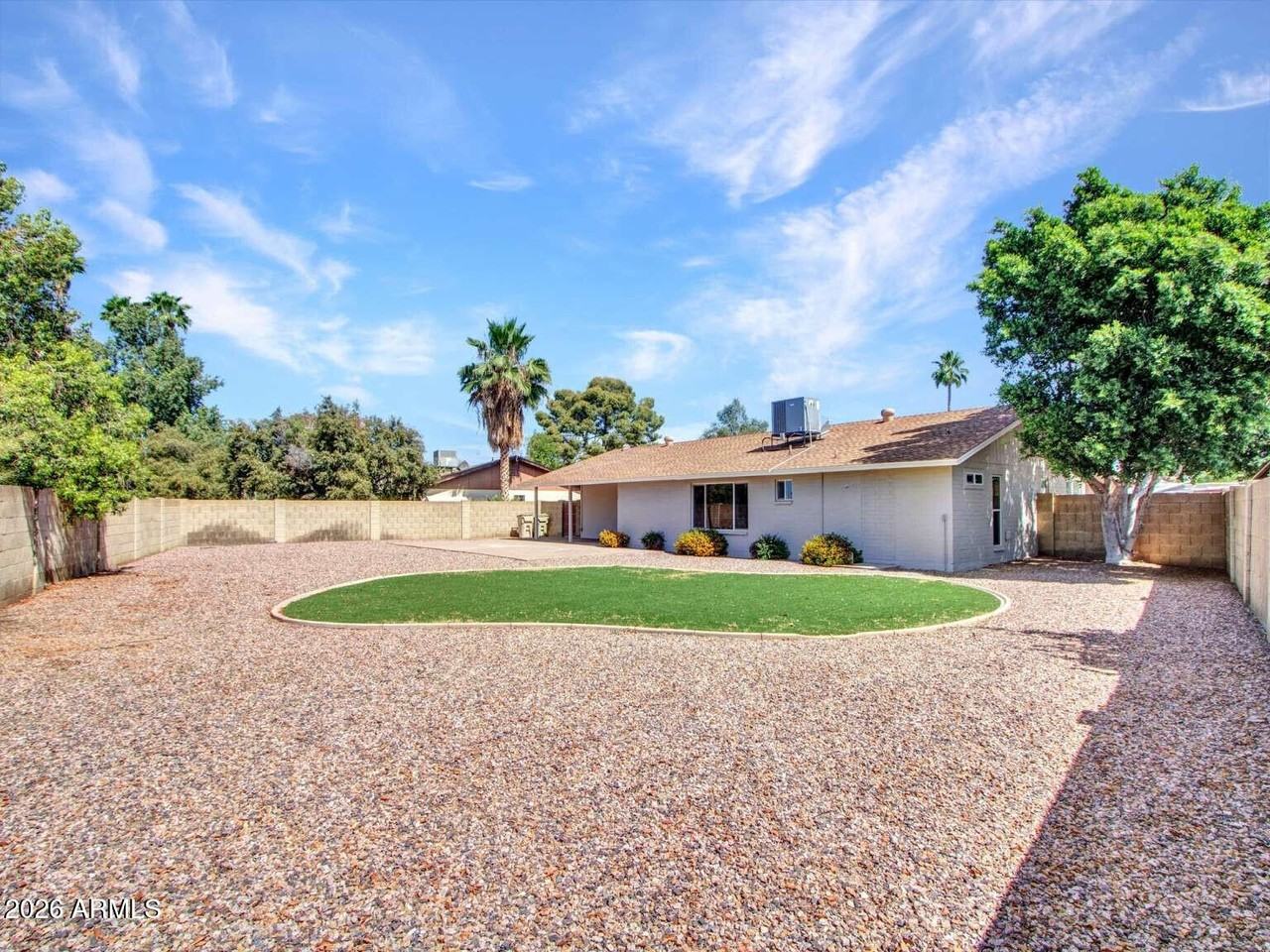 4915 W Shangri La Rd - Photo 6 of 8