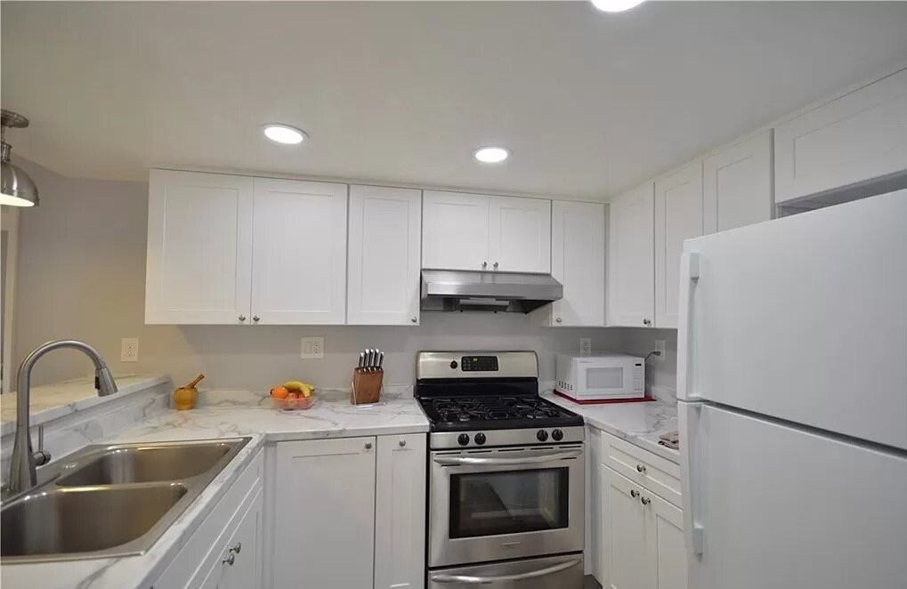 3532 W Stonepine Ln - Photo 2 of 12