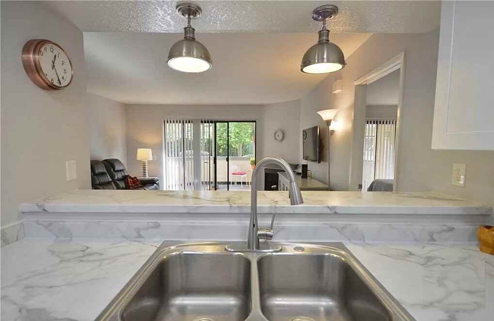 3532 W Stonepine Ln - Photo 4 of 12