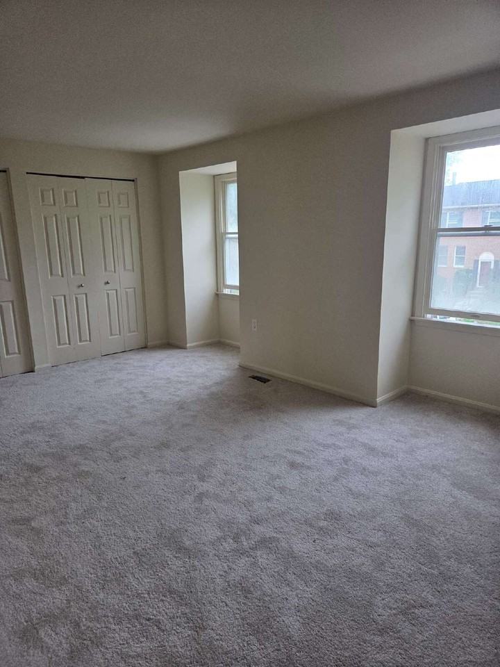 107 Adams Way - Photo 2 of 6