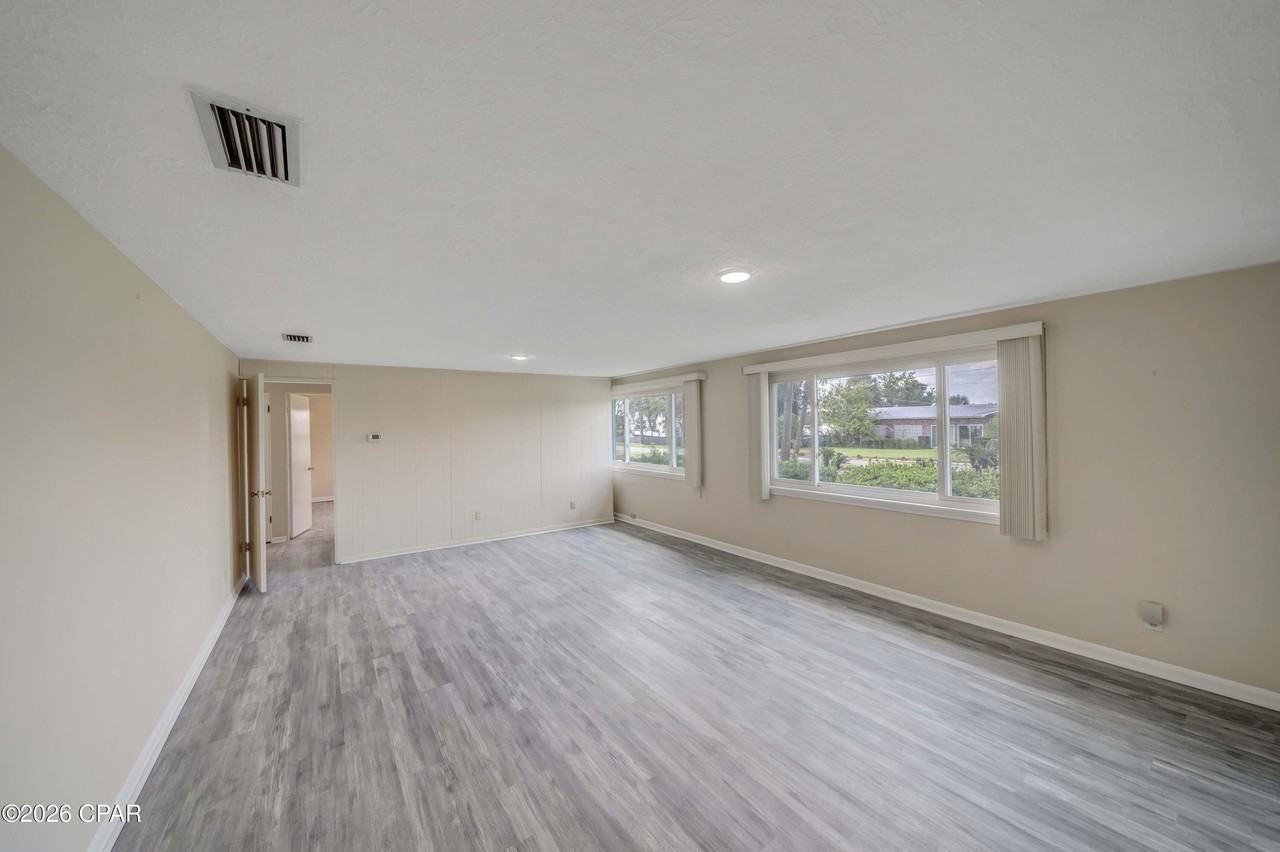 4736 Sunset Dr - Photo 7 of 45