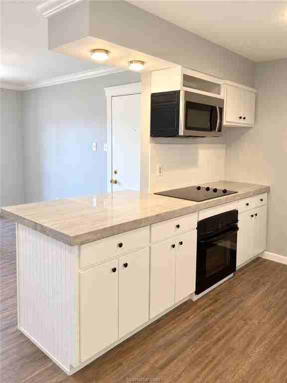 904 University Oaks Blvd #7 - Photo 7 of 14
