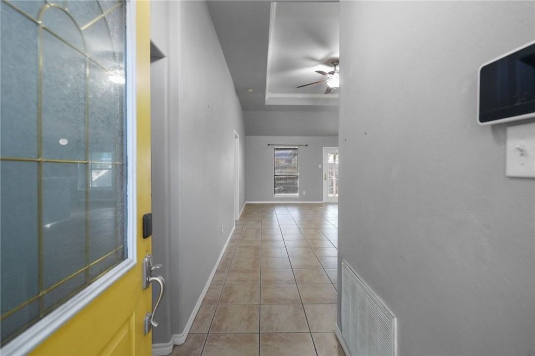 7941 Rock Crest Dr - Photo 4 of 25