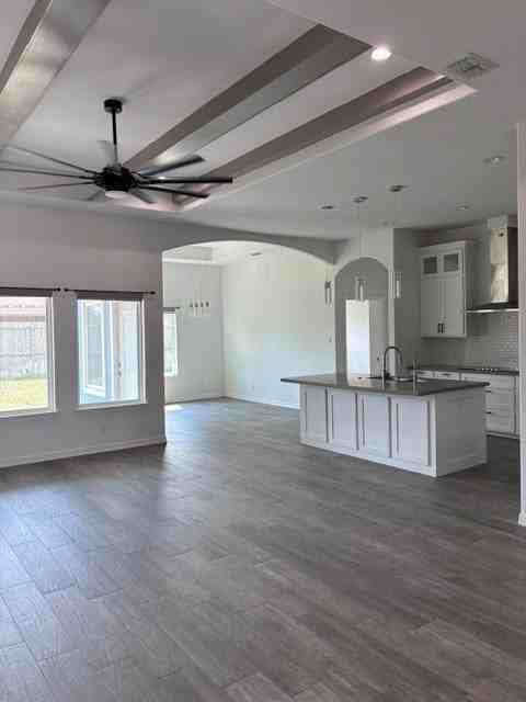 1799 The Park Dr - Photo 4 of 16