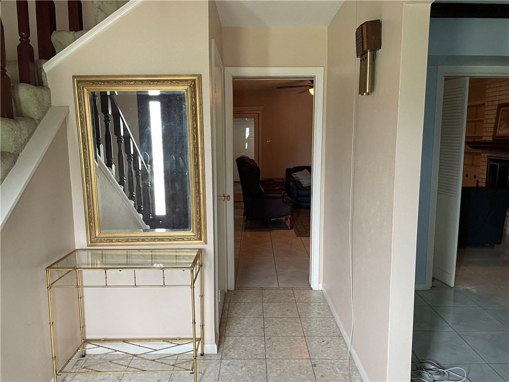 5218 Wooldridge Rd - Photo 3 of 29