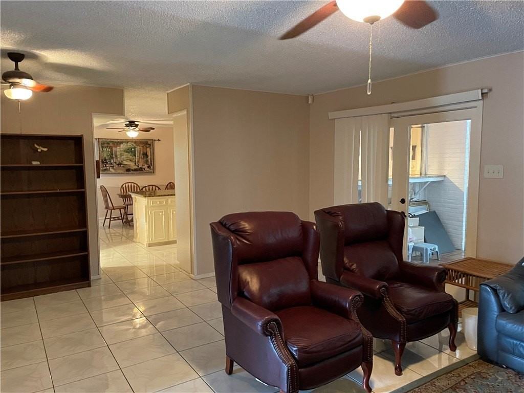 5218 Wooldridge Rd - Photo 7 of 29