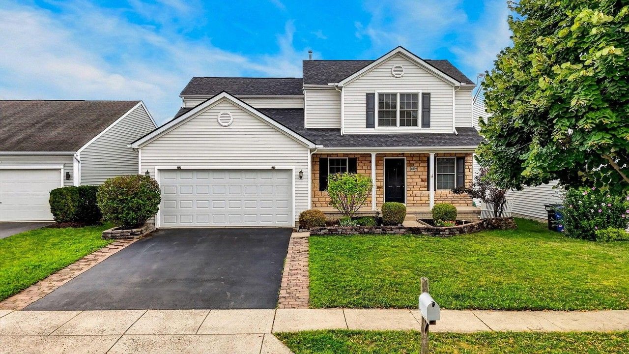 8839 Meadow Grass Ln - Photo 2 of 50