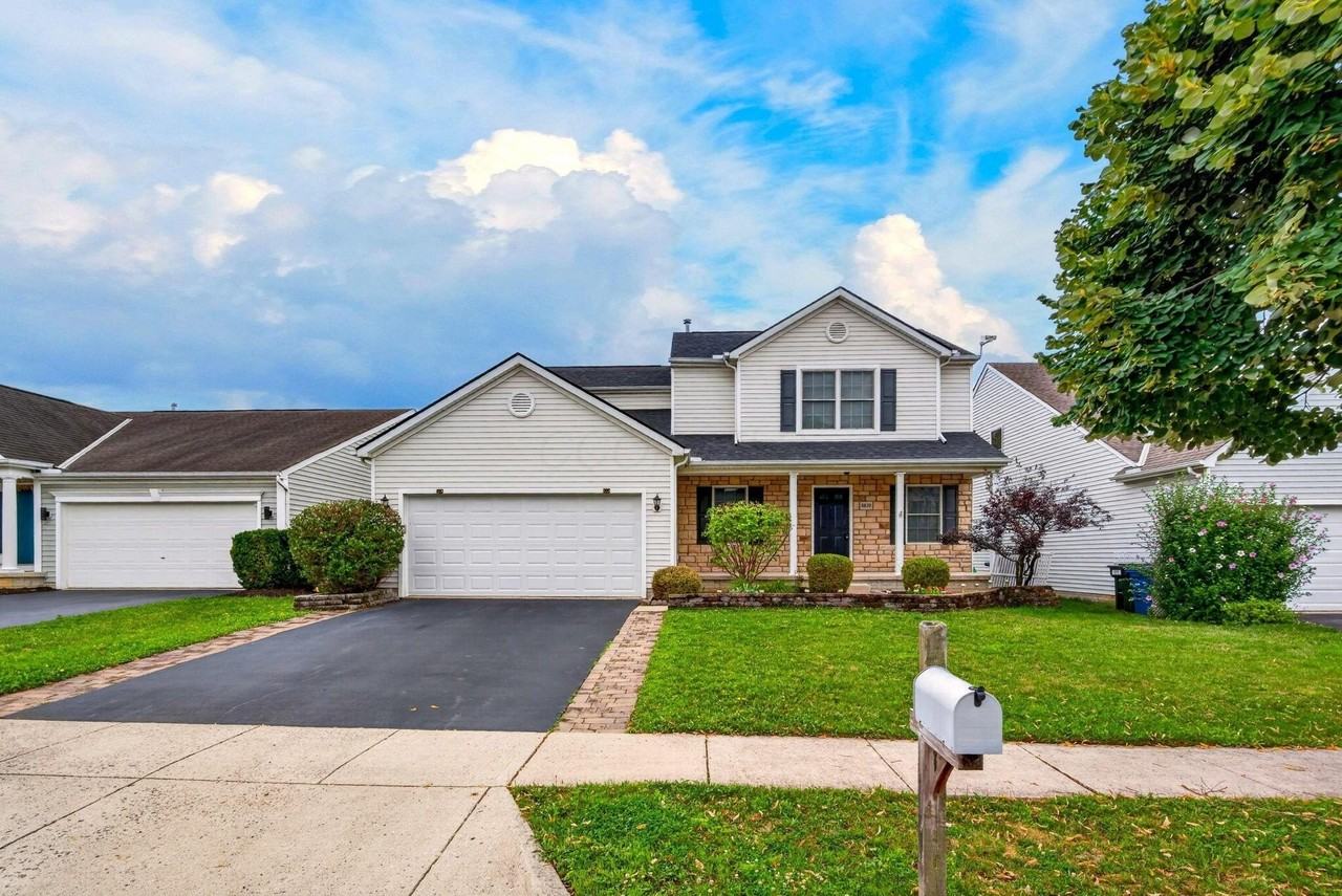 8839 Meadow Grass Ln - Photo 7 of 50