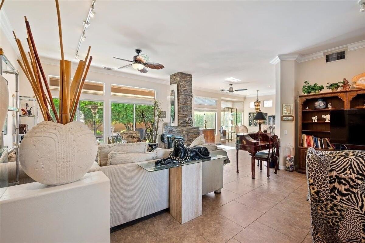 78561 Autumn Ln