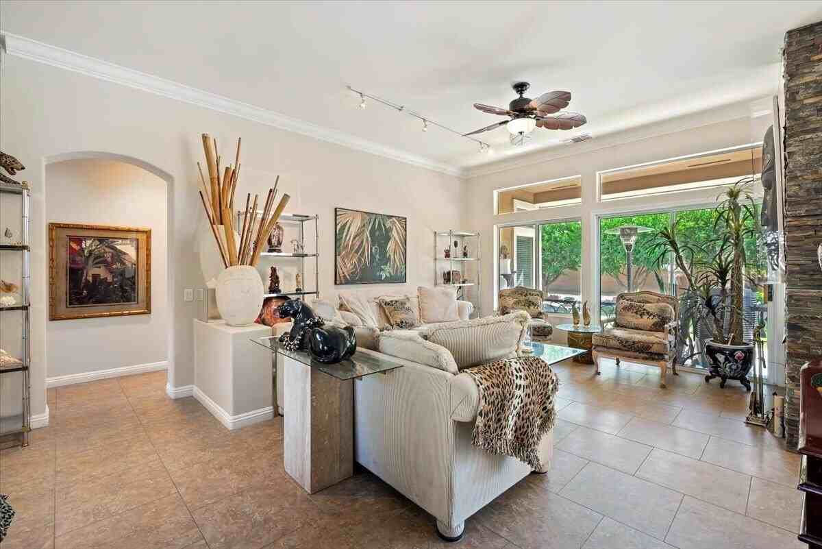 78561 Autumn Ln - Photo 7 of 22