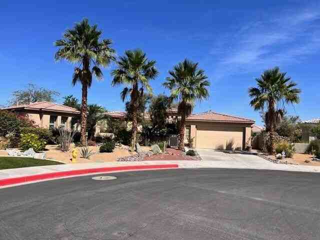 74040 Chinook Cir