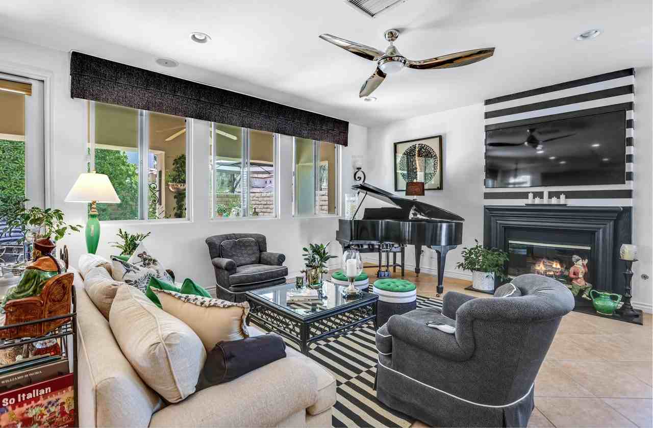 437 Monte Vis - Photo 2 of 40