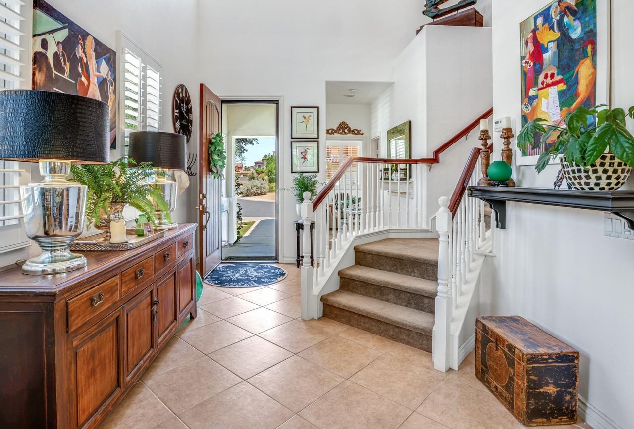437 Monte Vis - Photo 4 of 40