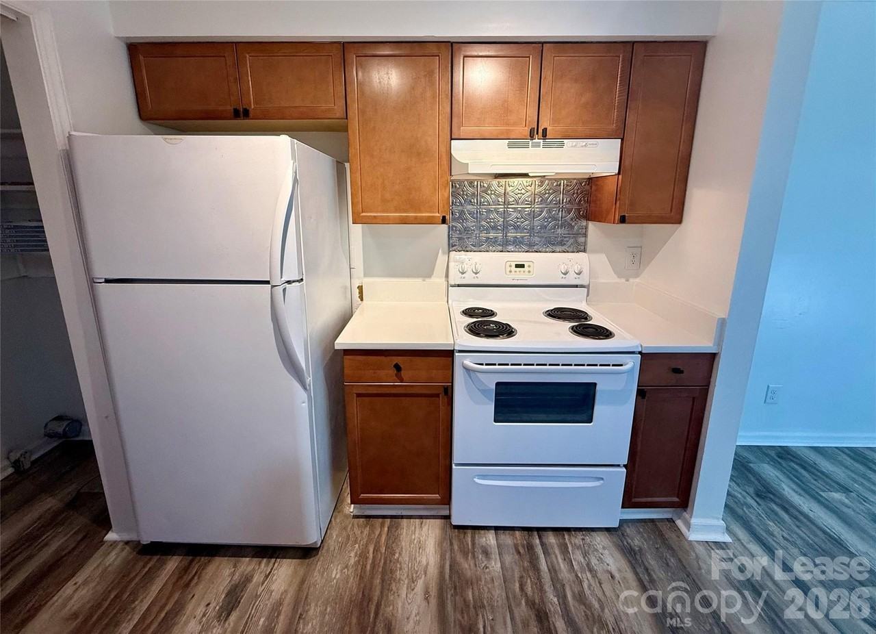 11023 Harrowfield Rd - Photo 5 of 29