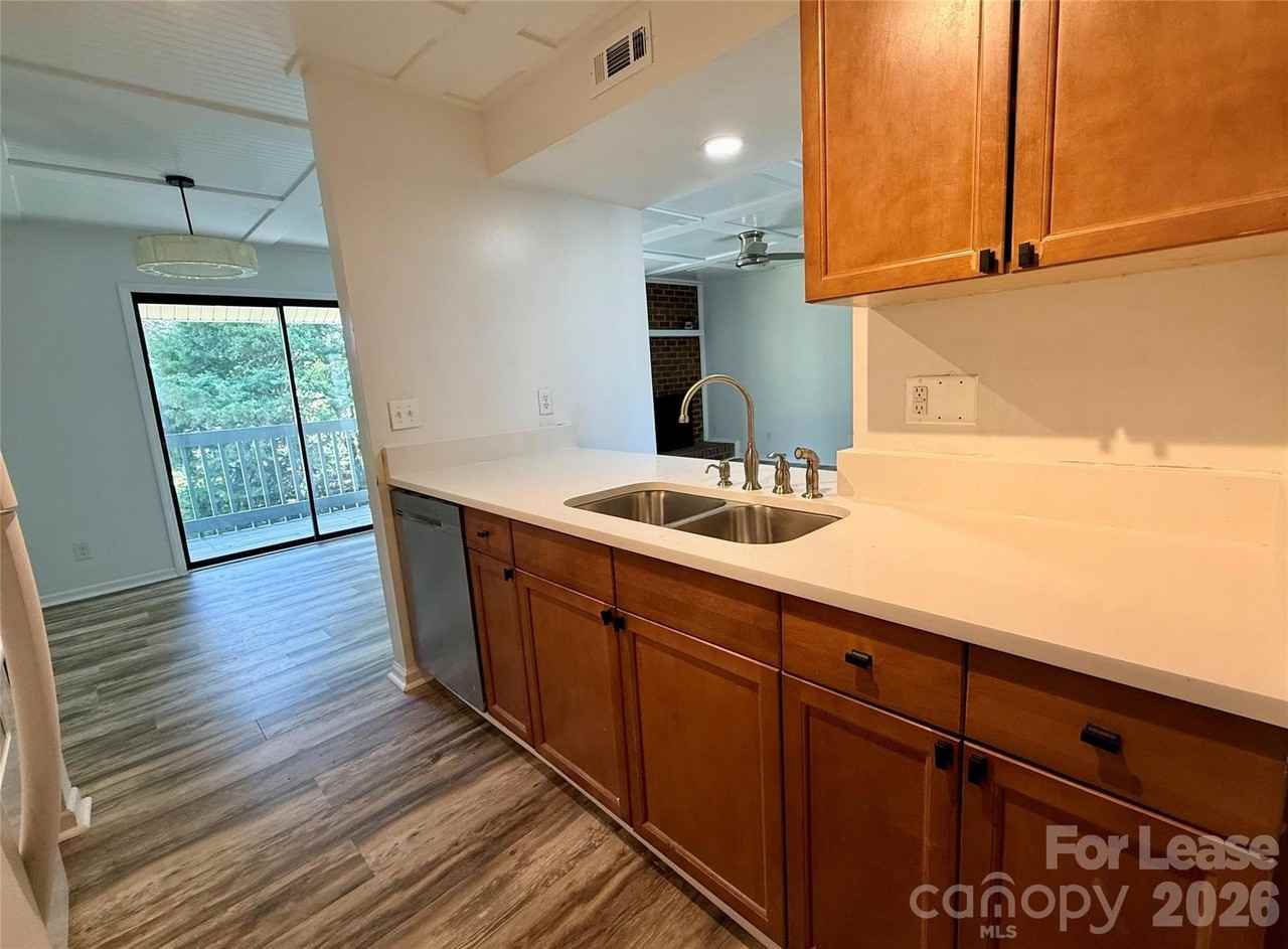11023 Harrowfield Rd - Photo 6 of 29