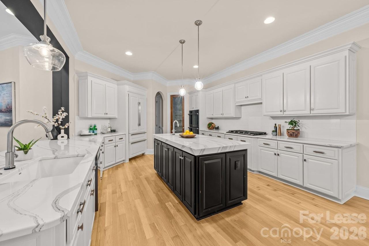 107 Mcauley Ct - Photo 6 of 34