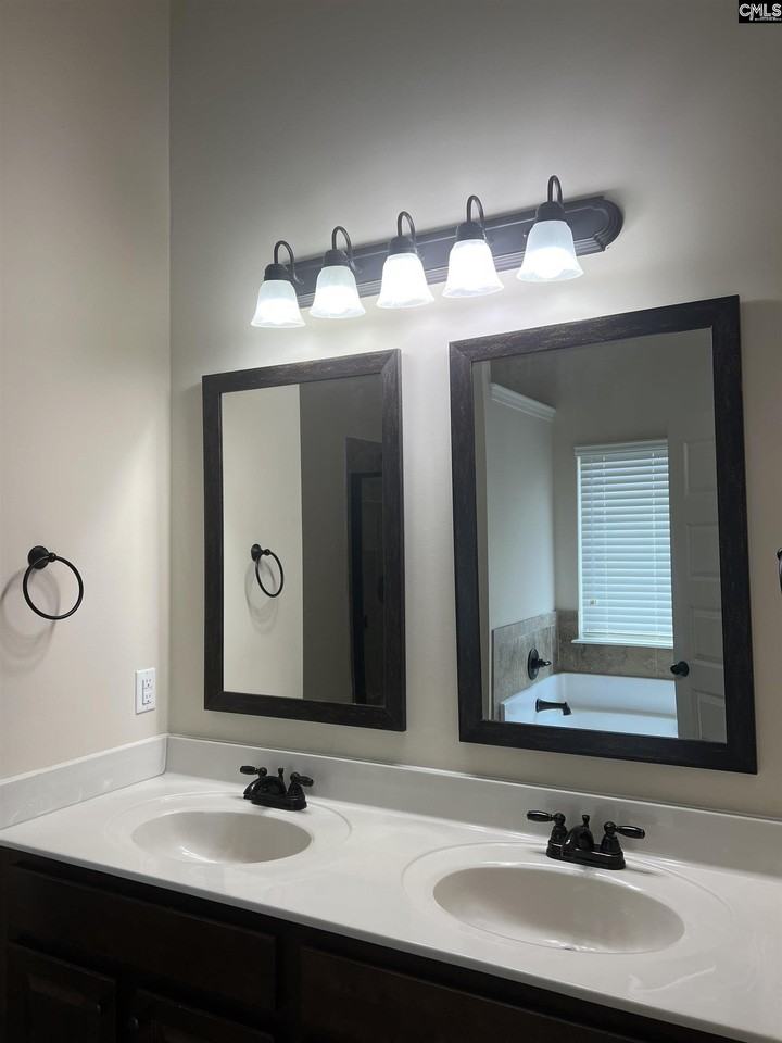52 Gilmerton Ct - Photo 5 of 12