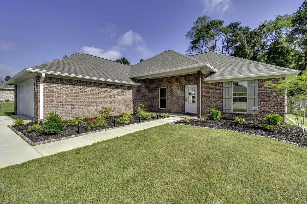 538 Patrick Farms Dr - Photo 2 of 43