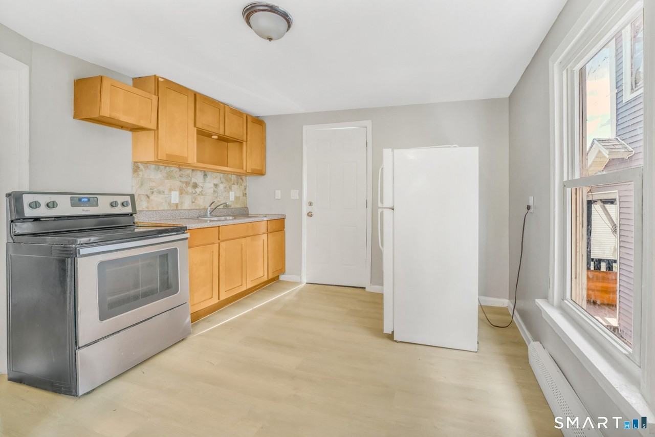 58 High St - Photo 2 of 7