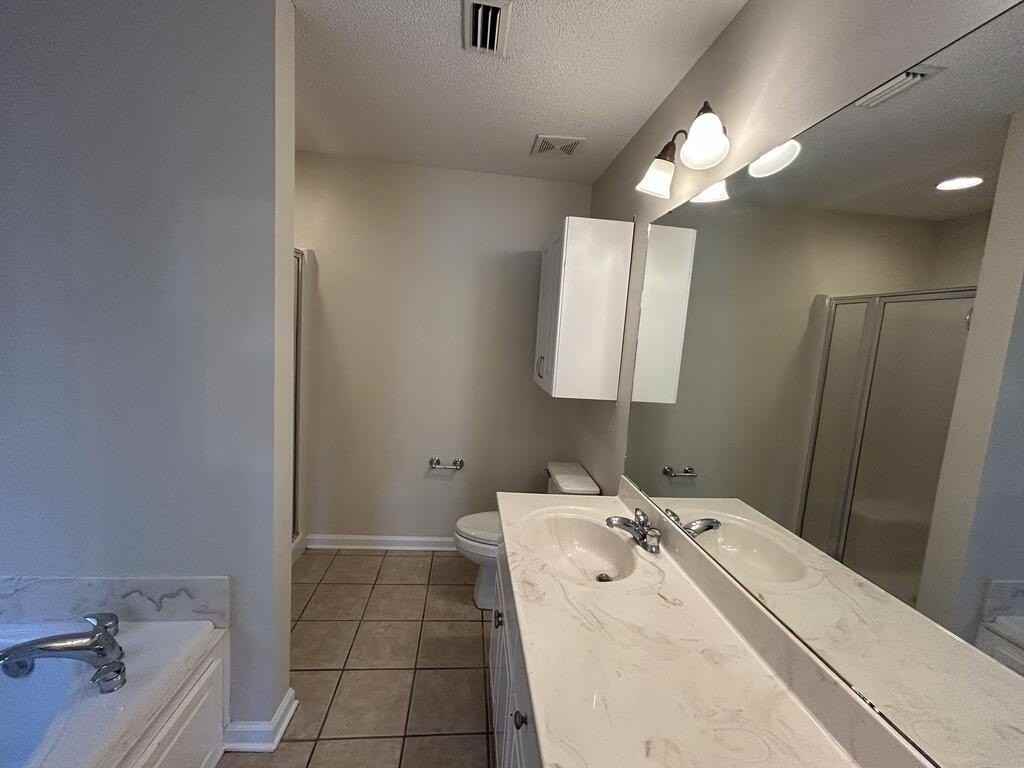110 Princeton Dr - Photo 7 of 14