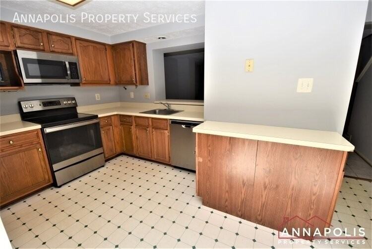 1206 Tribal Ct - Photo 2 of 19