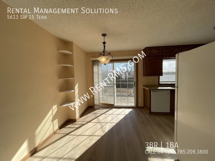 5613 Sw 15th Ter - Photo 3 of 11