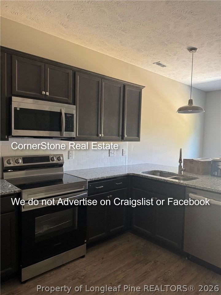 2202 Progress St #A - Photo 4 of 14