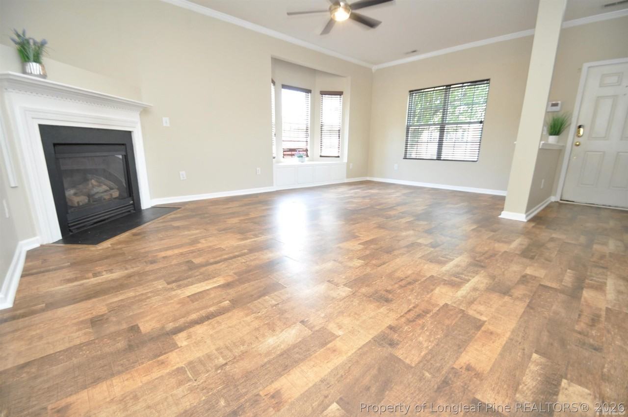 2820 Gross Ave - Photo 7 of 42