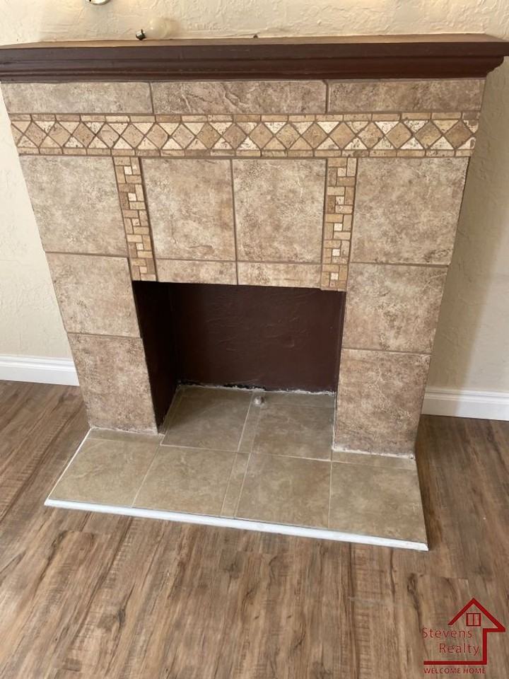 1609 Sw B Ave - Photo 7 of 18