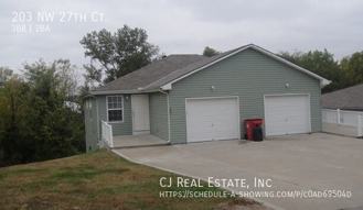 203 Nw 27th Street Ct - Photo 1 of 1