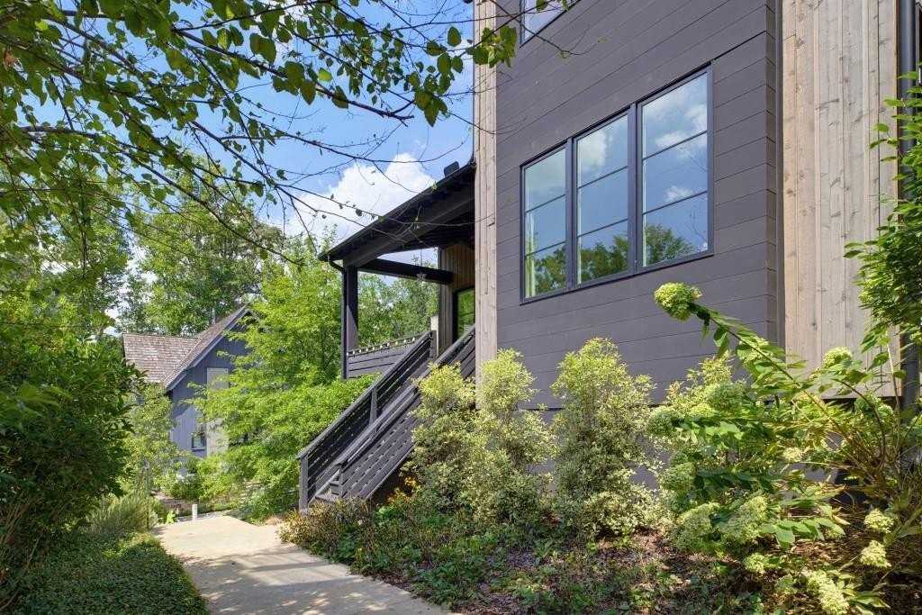 304A Mado Ln - Photo 3 of 47