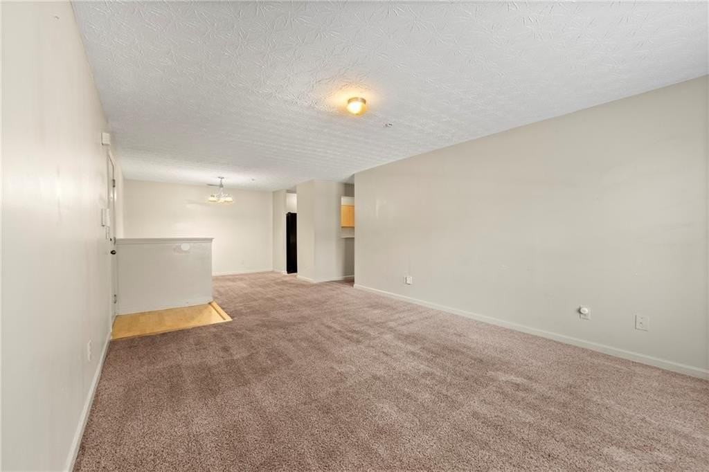 9202 Fairington Ridge Cir - Photo 5 of 20