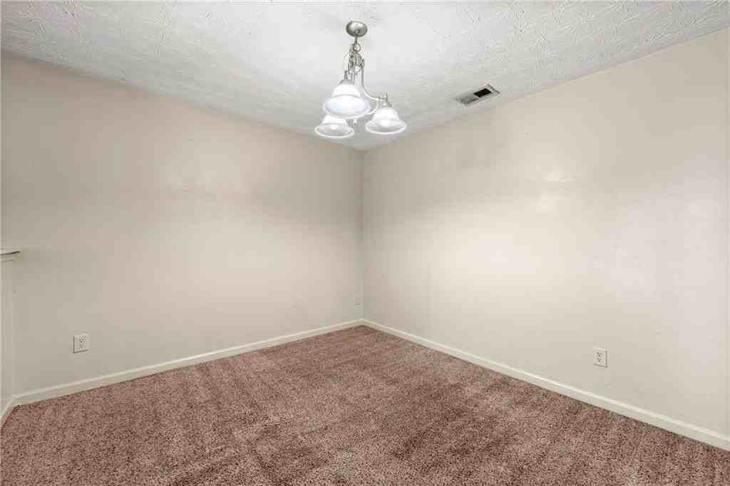 9202 Fairington Ridge Cir - Photo 6 of 20