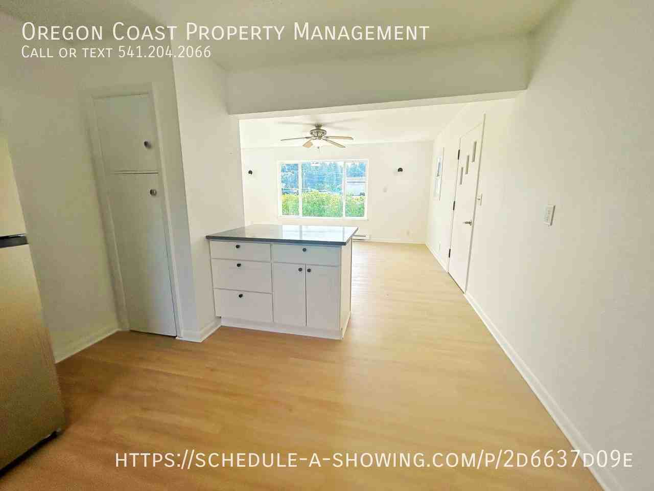 220 Ne Pine St #2 - Photo 7 of 10