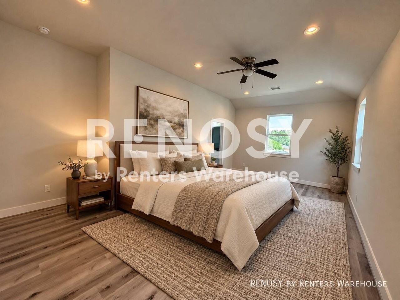 319 Charlock St - Photo 3 of 13
