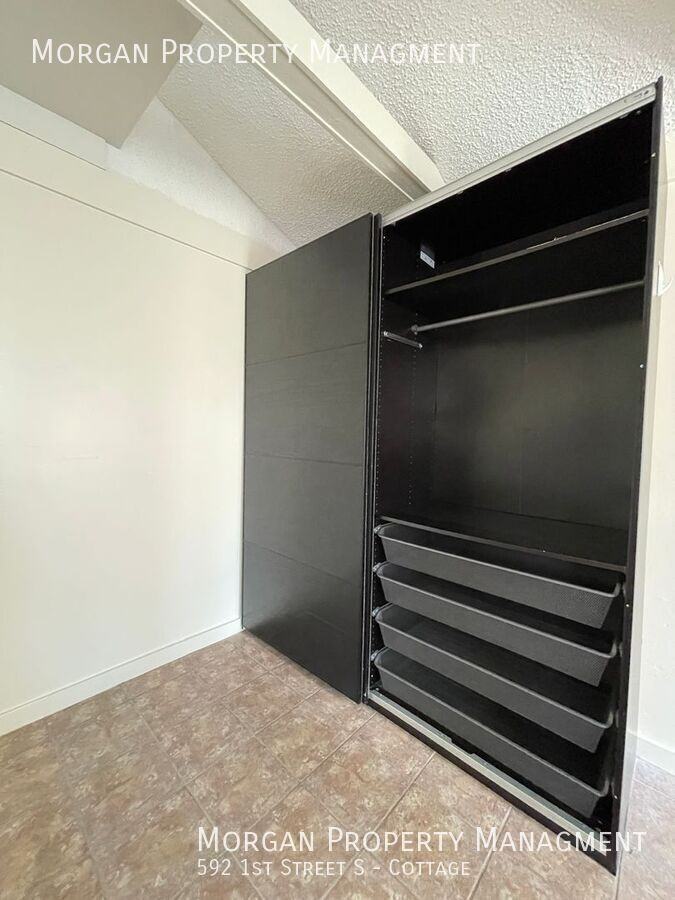 592 1st St S - Photo 7 of 16