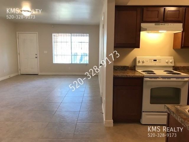 704 W Glenn St - Photo 4 of 24