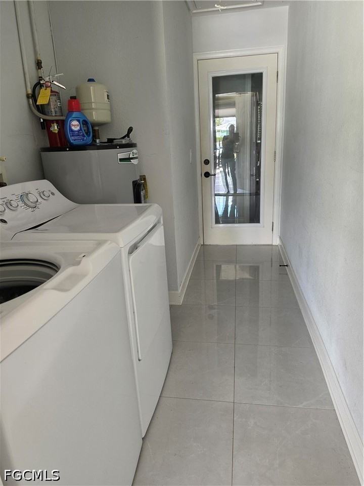 1300 Se 31st Ter - Photo 2 of 23