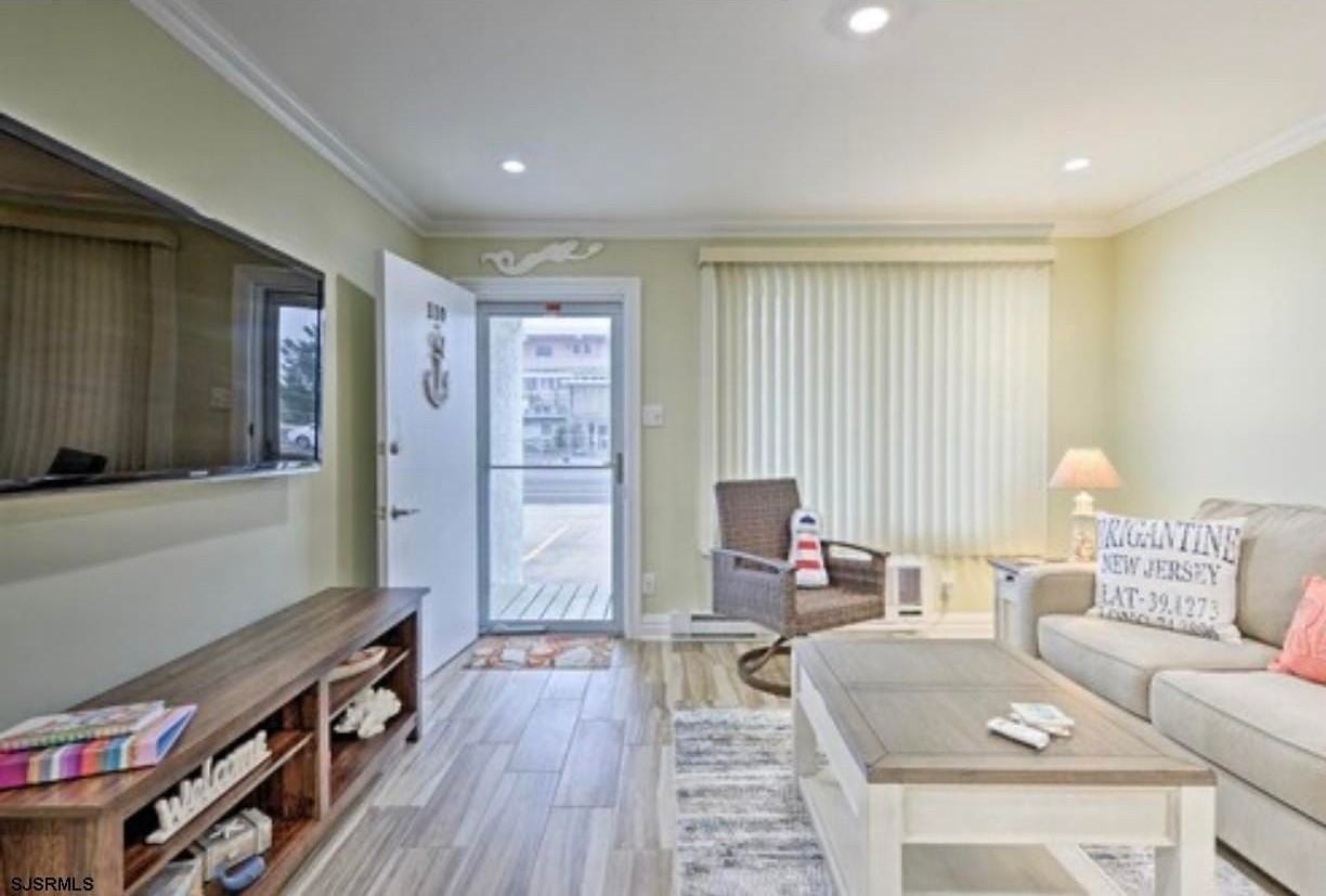 203 E Brigantine Ave - Photo 4 of 22