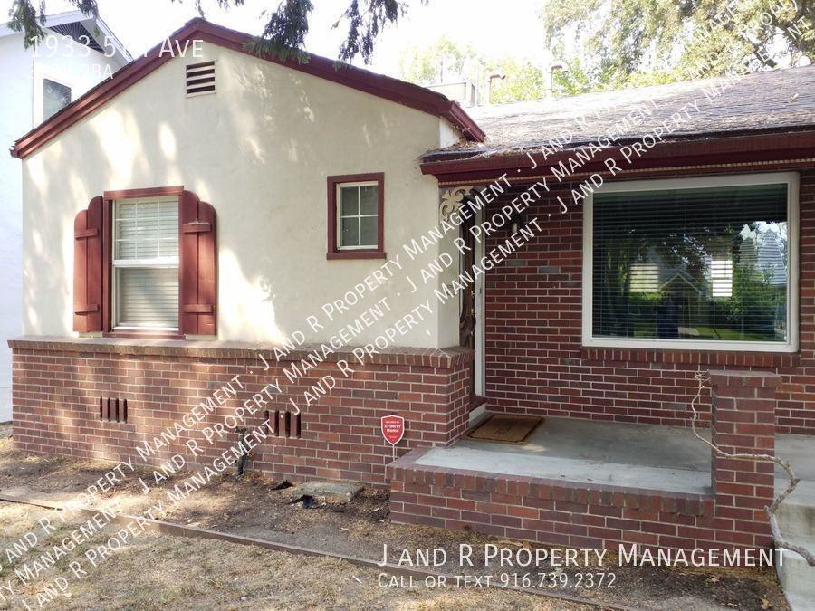1933 5th Ave - Photo 2 of 20