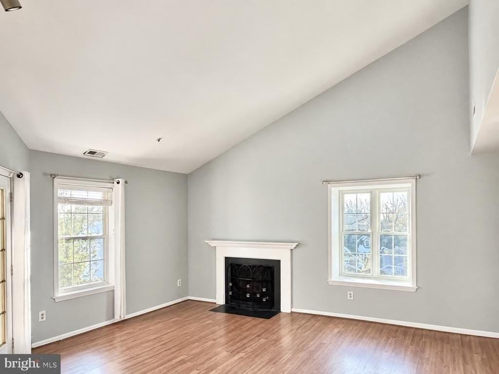 3121 Charing Cross - Photo 3 of 18