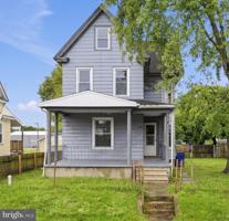 featured image of 709 E Main St