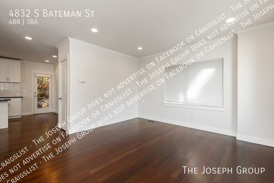 4832 S Bateman St - Photo 5 of 40
